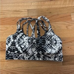 Black and White Strappy Sports Bra